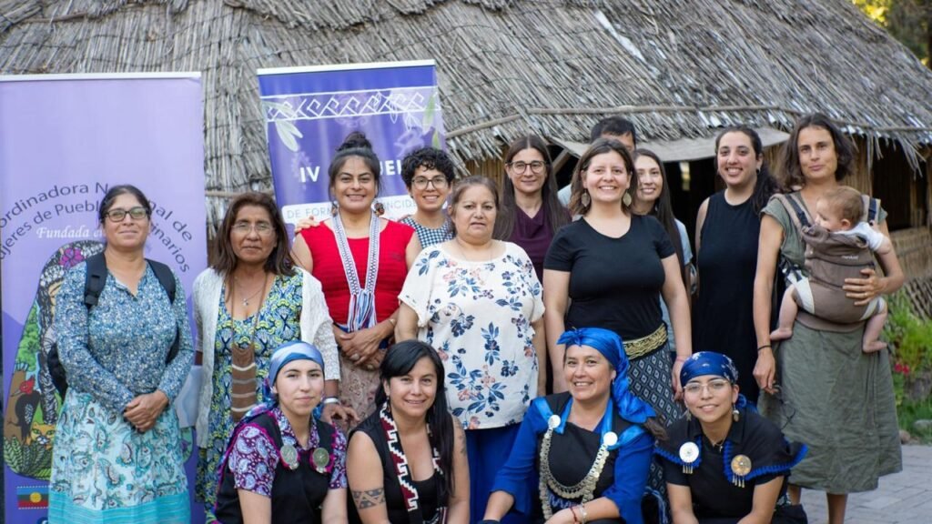 Jornada "De la Escuela a la Acción: Estrategias de mujeres indígenas y afrodescendientes para enfrentar la crisis climática"